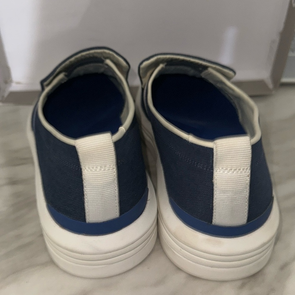 Franco Sarto blue slip one size 7m NWOT , try only - Picture 3 of 10